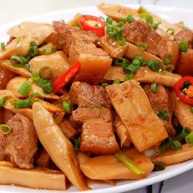 Hình ảnh Cơm thịt heo kho măng +canh