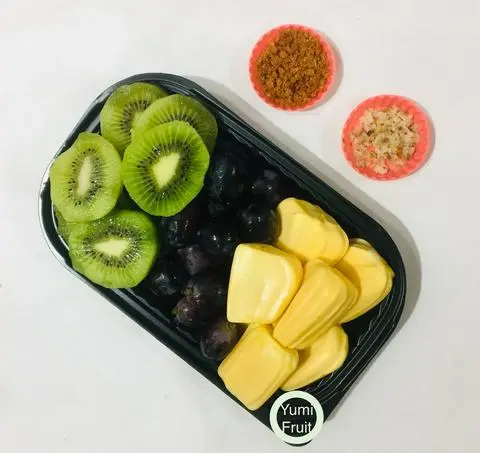 Hình ảnh Hộp mix 3 món - kiwi - mít siêu xớm - nho đen