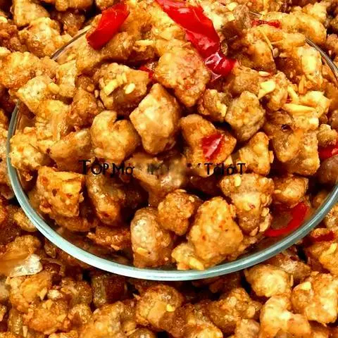 Hình ảnh Tóp Mỡ Rim Mắm Tỏi Ớt hũ 200g 