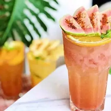 Hình ảnh Trà ổi hồng chanh dây