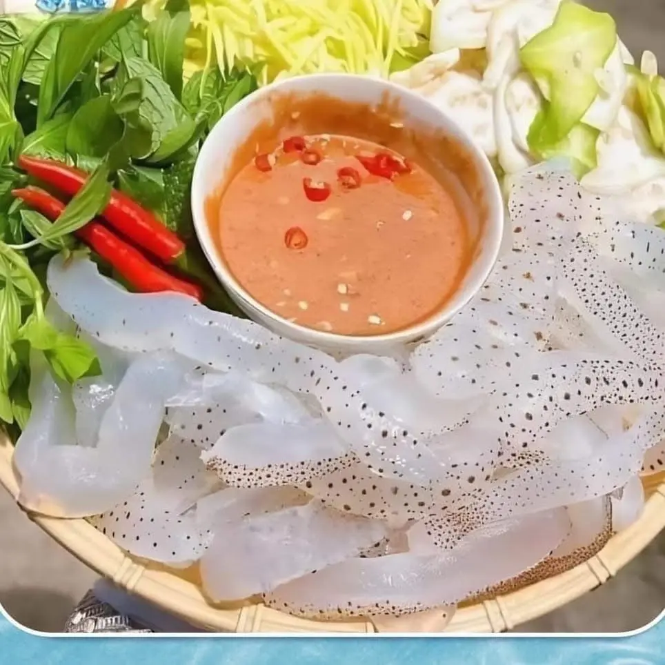 Hình ảnh Thân sứa chấm mắm ruốc (150g) + Set rau xoài ăn kèm