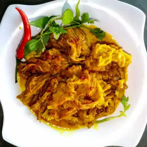 Hình ảnh Cơm Tàu Hủ Ky xào sả ớt nghệ