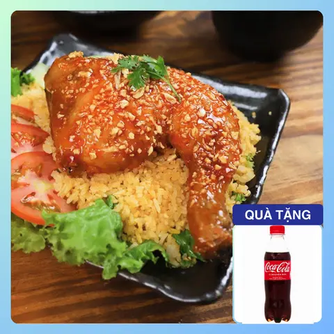 Hình ảnh CƠM GÀ đùi SIÊU TO Nhúng sốt đặc biệt + tặng Coca