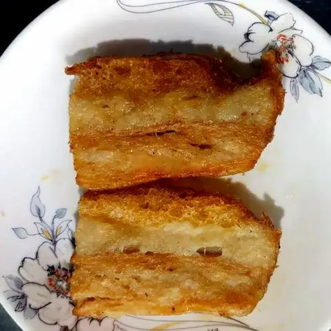 Hình ảnh Cơm Ba Chỉ Chay chiên