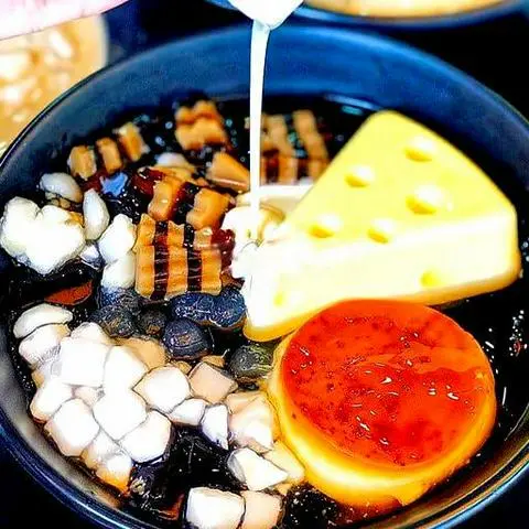 Hình ảnh Chè Phomat Mix Bánh Plan tặng trà sữa 