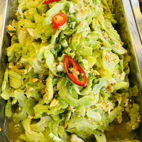 Hình ảnh Khổ qua xào trứng 