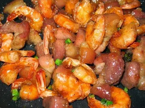 Hình ảnh Cơm tấm thịt rim tép