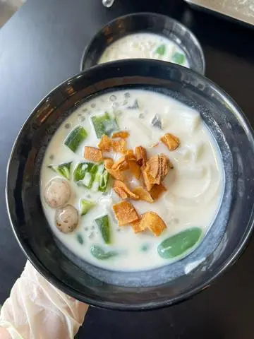 Hình ảnh Chè Dừa Non Lá Nếp