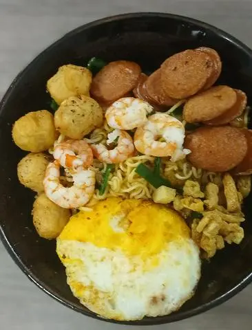 Hình ảnh Mì Trộn Thập Cẩm + Canh rong biển