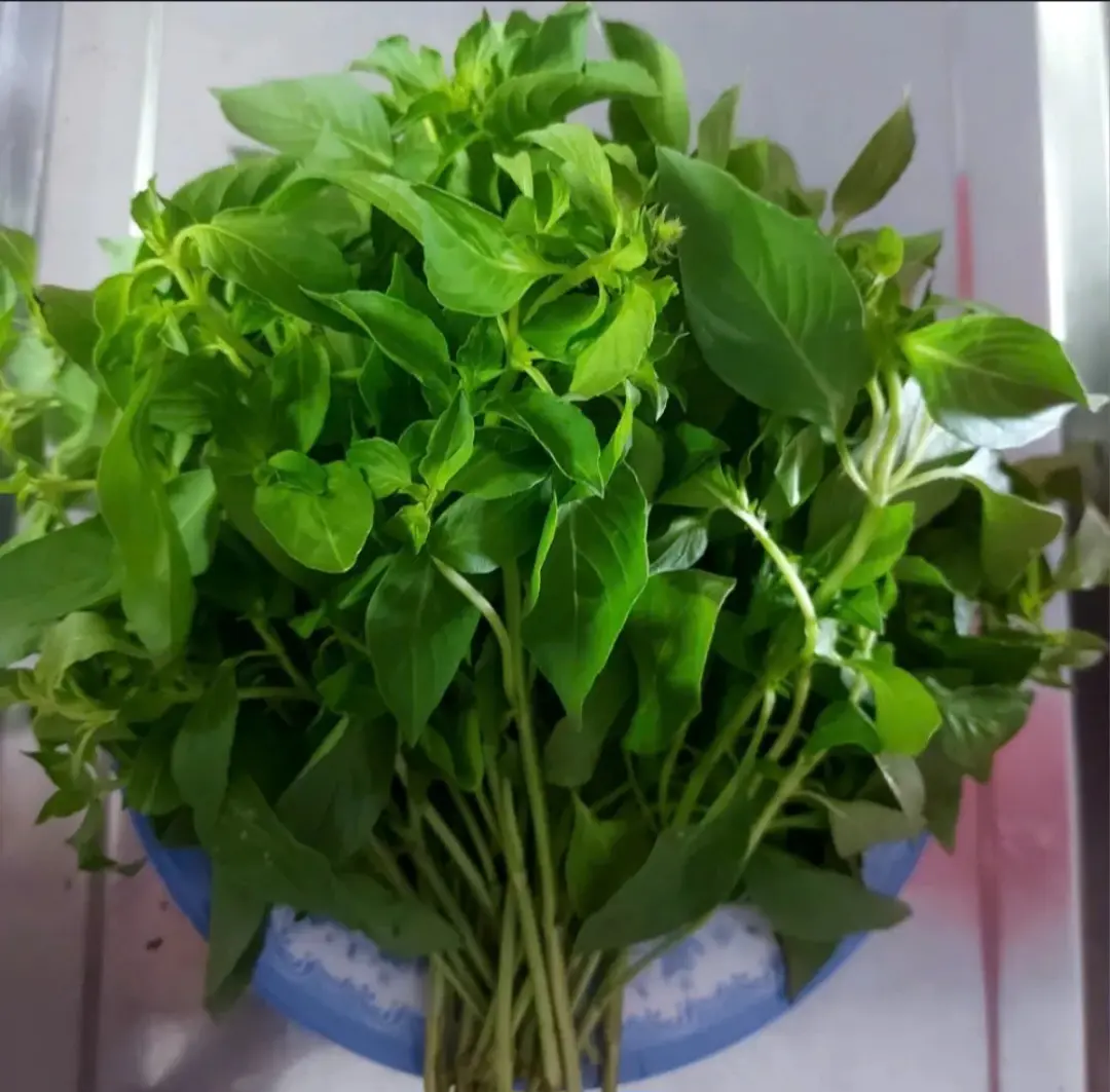 Hình ảnh Rau thêm lẩu