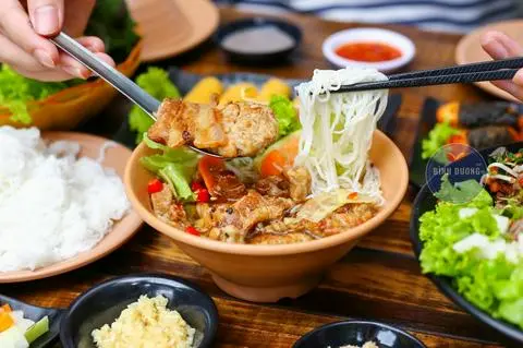 Hình ảnh Bún chả đặc biệt