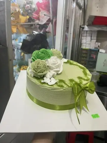 Hình ảnh Bánh Kem Phô Mai Trà Xanh - 14cm