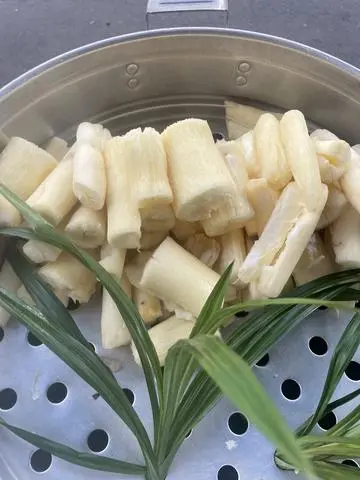 Hình ảnh khoai mì hấp 0,5 kg 