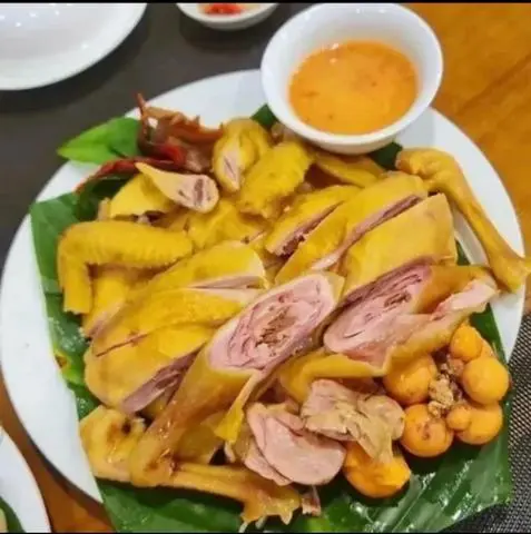 Hình ảnh ❤❤GÀ Ủ MUỐI HOA TIÊU ÔM TRỨNG NGUYÊN CON ( KHÔNG ĐẦU )) ❤️❤️