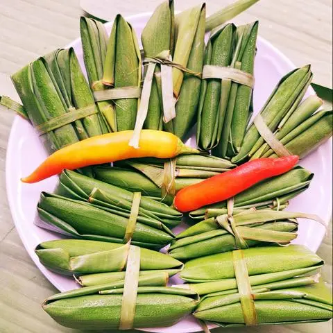 Hình ảnh Bánh lọc nhân tôm lá chuối ( Sống) ( 20 cái)