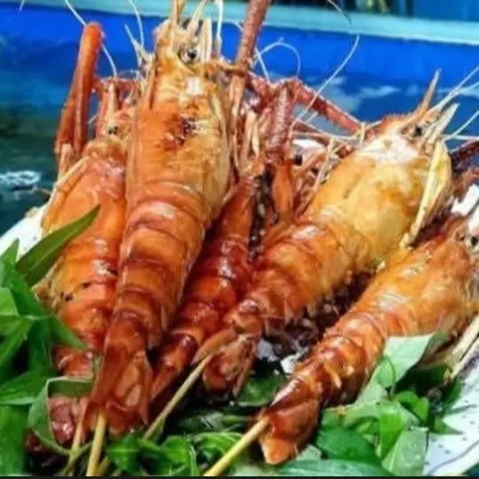 Hình ảnh TÔM CÀNG XANH 1KG NƯỚNG MUỐI ỚT