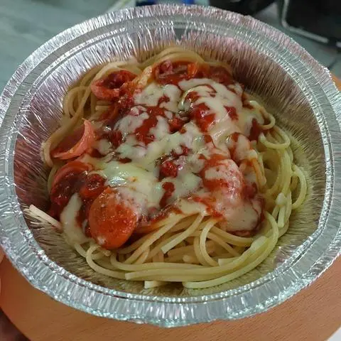 Hình ảnh Mỳ ý bò bằm+xúc xích + pho mai