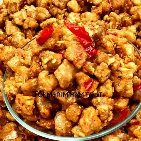 Hình ảnh Tóp Mỡ Rim Mắm Tỏi Ớt 