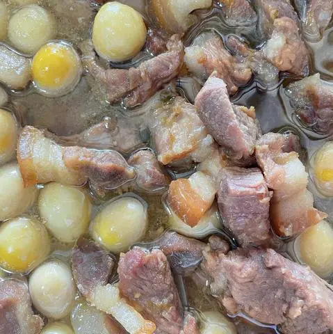 Hình ảnh Thịt Kho Trứng Cút