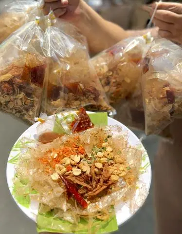 Hình ảnh BÁNH TRÁNG THẬP CẨM SỐT ME ĂN LIỀN 