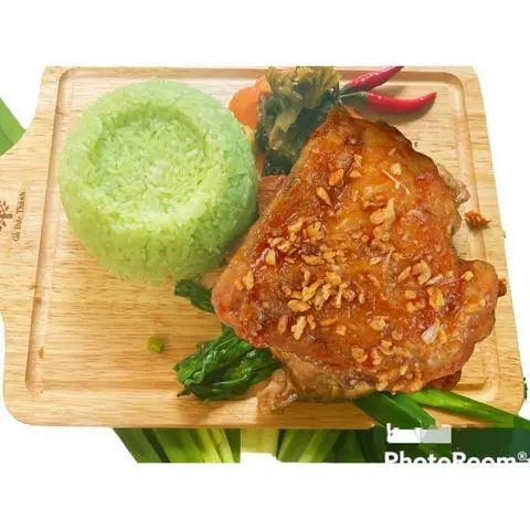 Hình ảnh CƠM GÀ Lá Dứa Sốt MẮM TỎI 
