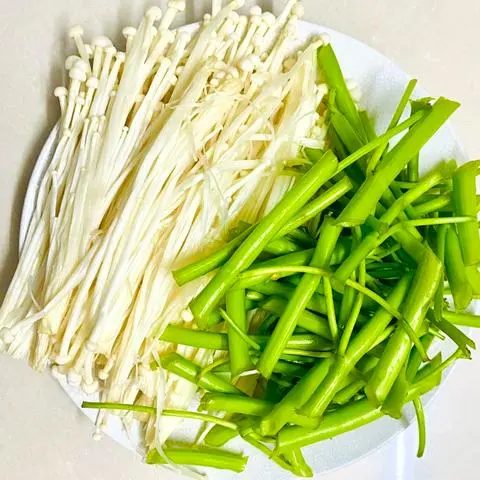 Hình ảnh RAU THÊM 