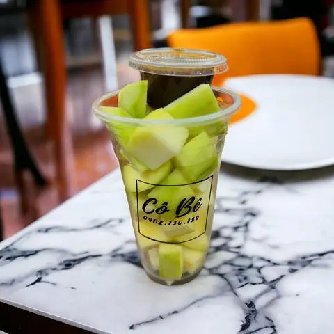 Hình ảnh Xoài chấm sốt cay Cô Bê