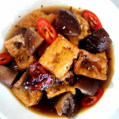 Hình ảnh Cơm Đậu Hủ Nấm Đông Cô kho tiêu