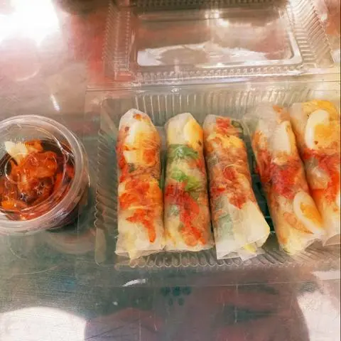 Hình ảnh 5 cuốn trứng cút chấm me