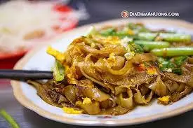 Hình ảnh hủ tiếu xào 2 trứng