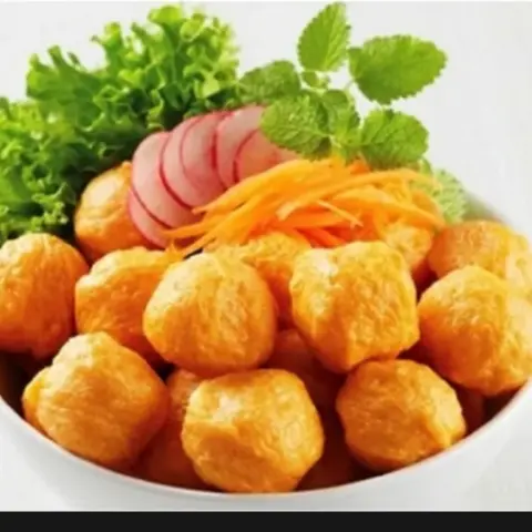 Hình ảnh Bún thái cá viên tôm viên