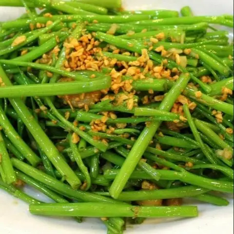 Hình ảnh Rau muống xào tỏi 