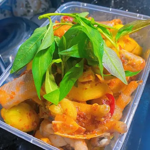 Hình ảnh Chân Gà Sốt Thái