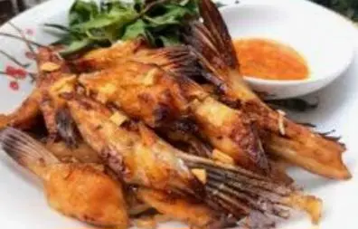 Hình ảnh vây cá hồi chiên nước mắm