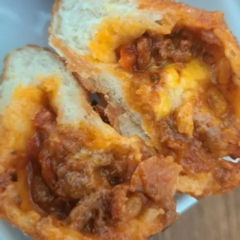 Hình ảnh Bánh Chiên Thịt Bằm " chilli " Phomai ( 3 bánh )