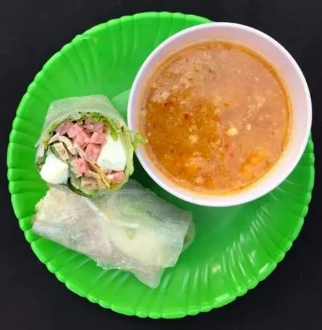 Hình ảnh Cuốn chả nem trứng