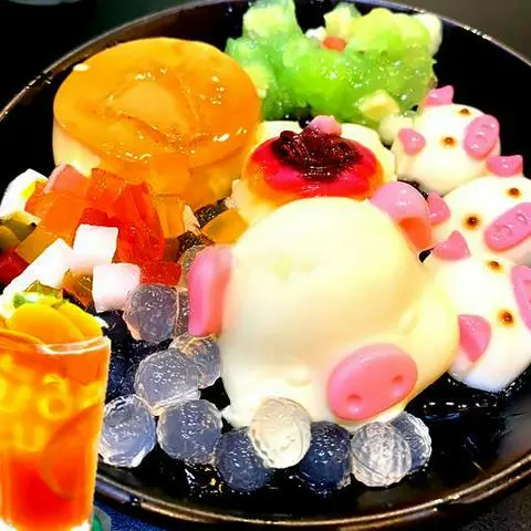 Hình ảnh Combo Chè Heo Tắm Tiên Mix Flan - Trà sữa 