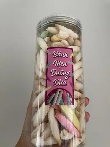 Hình ảnh Bánh Men Đuông Dừa