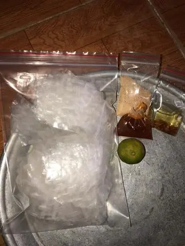 Hình ảnh Bánh tráng muối nhuyễn