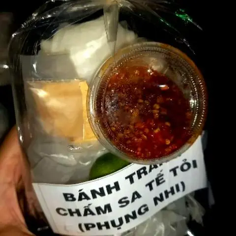 Hình ảnh Bánh tráng chấm sa tế tỏi