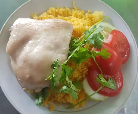 Hình ảnh Cơm Gà  Luộc 