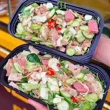 Hình ảnh bánh tráng trộn chả heo + chả bò 