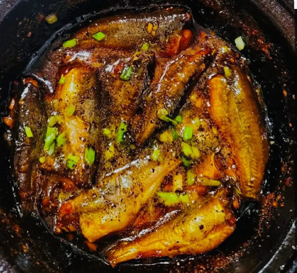 Hình ảnh Cơm cá chốt kho keo