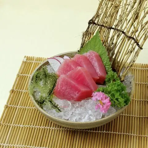 Hình ảnh SASHIMI CÁ NGỪ 