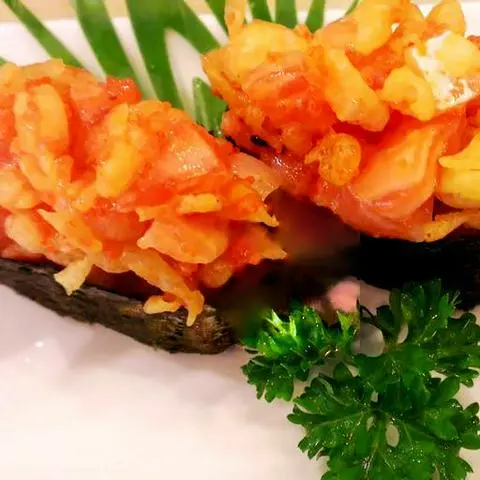 Hình ảnh G1 - Dainamaito Sake Gunkan / Cá Hồi Trộn Sốt