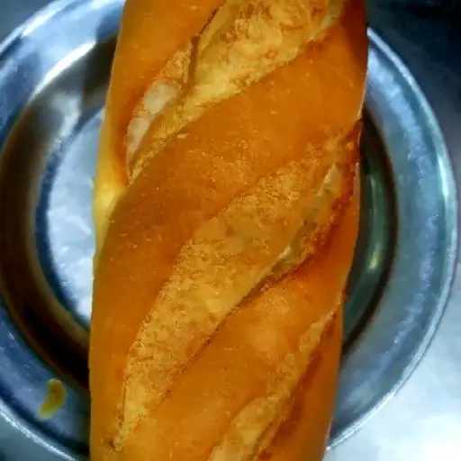 Hình ảnh Bánh mì thêm