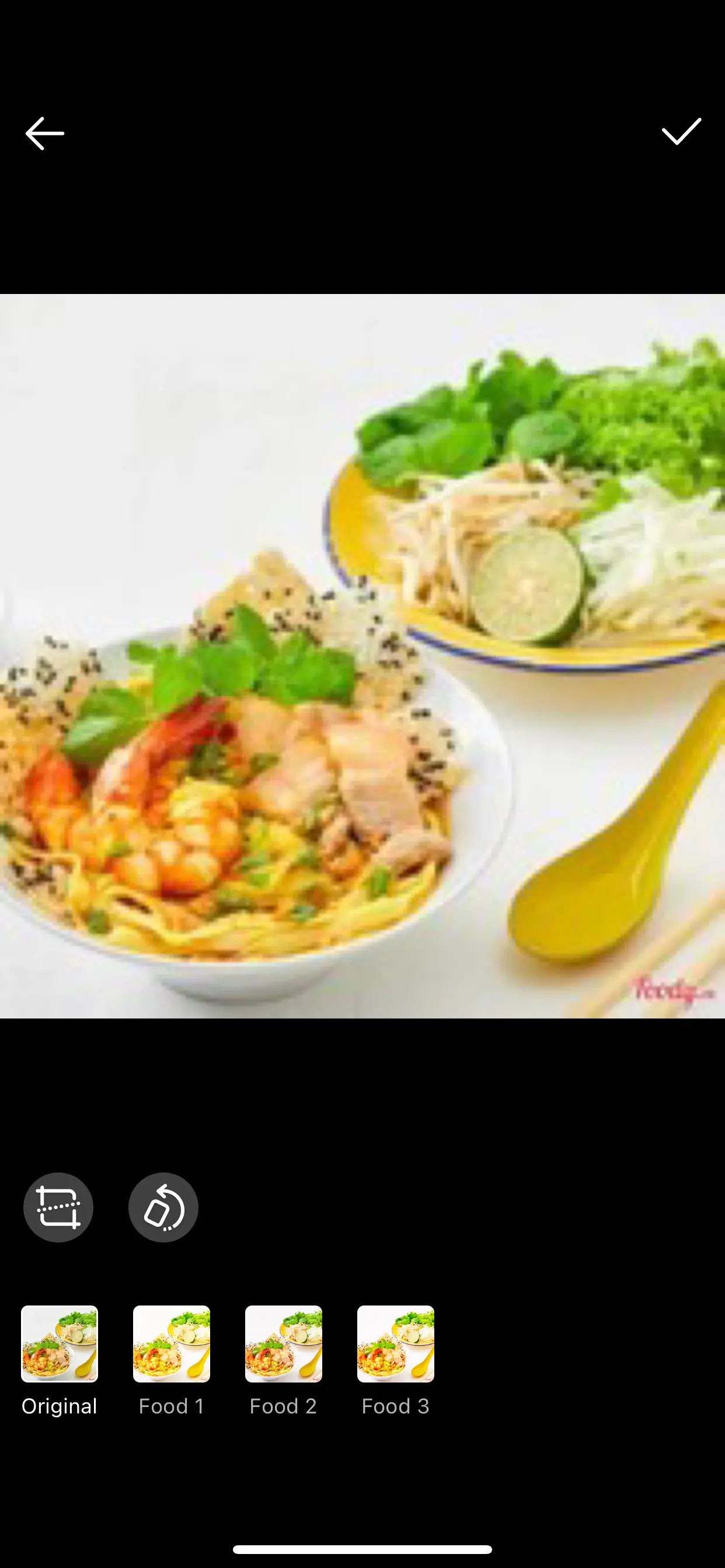 Hình ảnh Mì Quảng Thập Cẩm + 1 Trà Chanh Tươi 