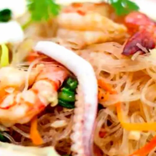 Hình ảnh Bún gạo xào hải sản