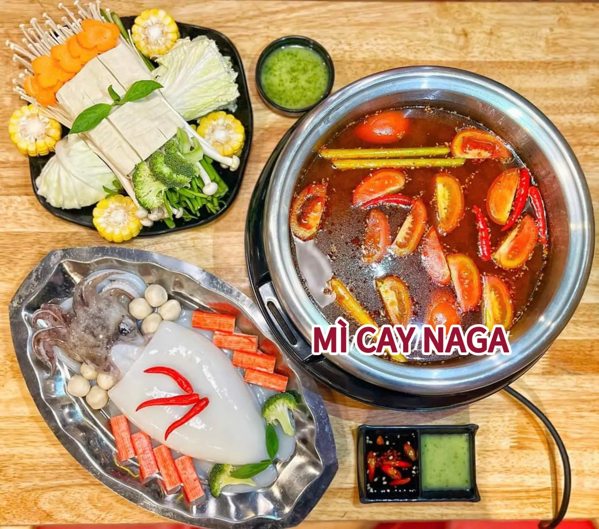 Hình ảnh Lẩu Mực Khổng Lồ