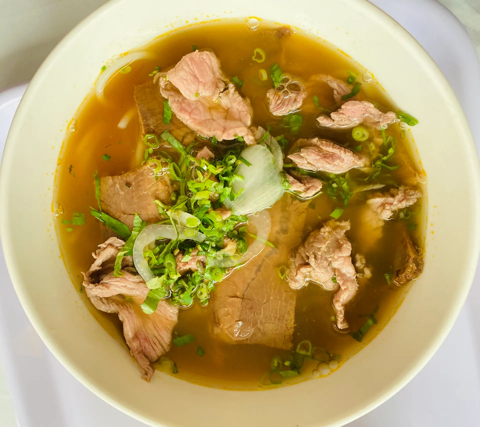 Hình ảnh Bún bò tái nạm